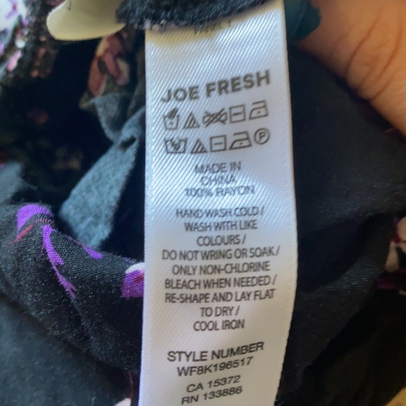 Long sleeve black front flower back shirt - Picture 5 of 5